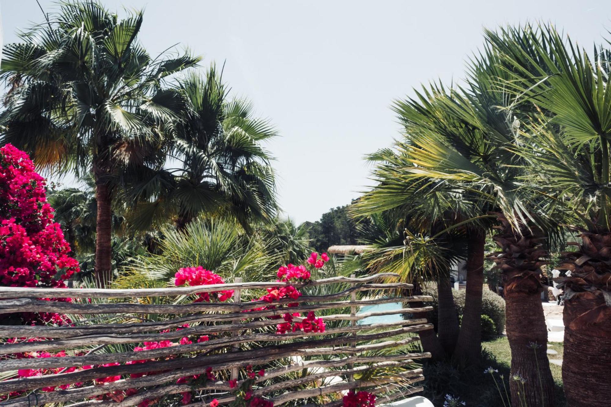 Pure House Ibiza Hotel Sant Jordi de ses Salines Bagian luar foto